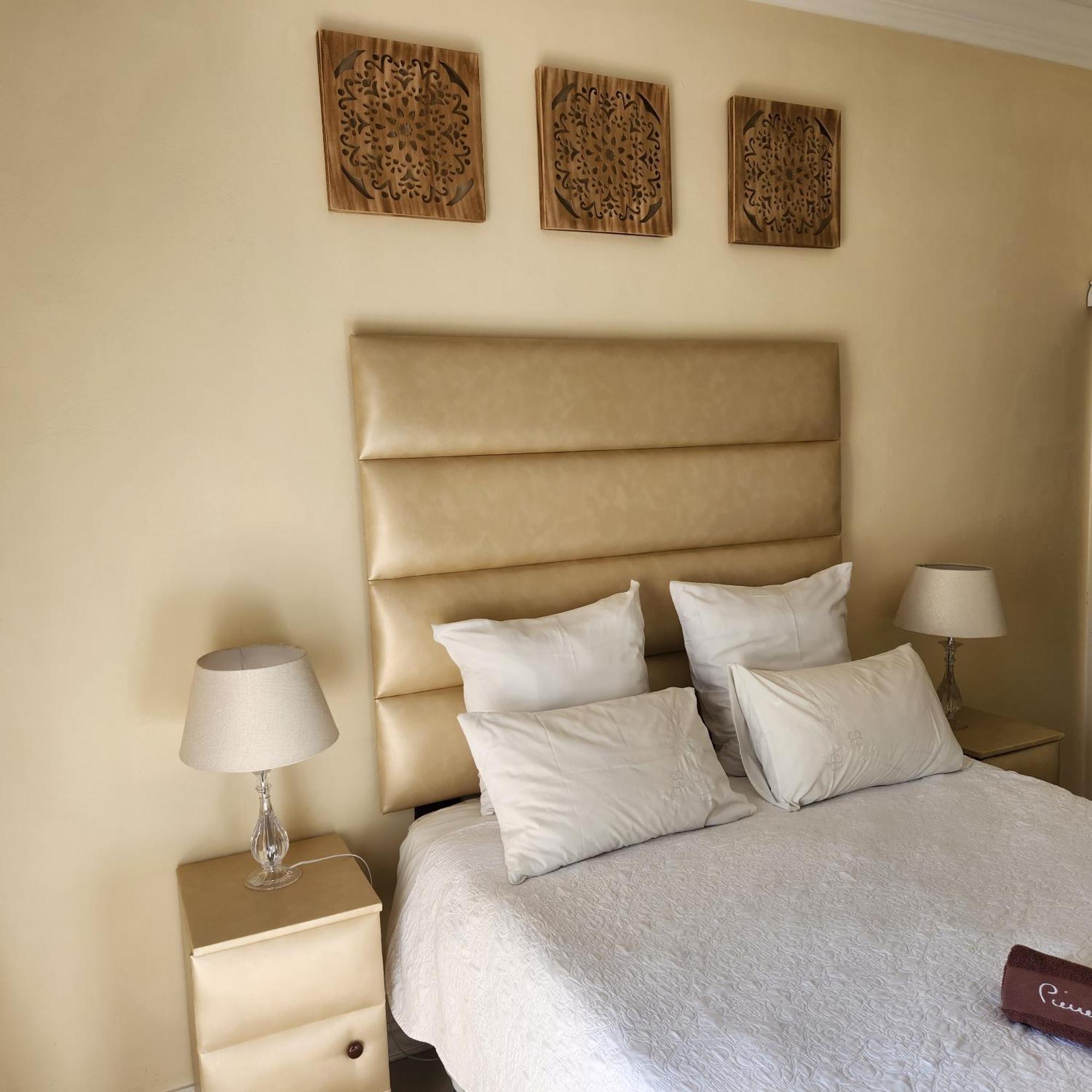 Casa Angelo Hotel Vanderbijlpark Exterior photo